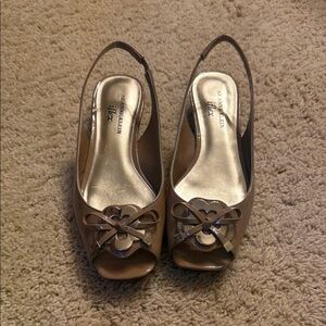 Anne Klein iflex Tan Peep-Toe Slingback Heels with gold accents